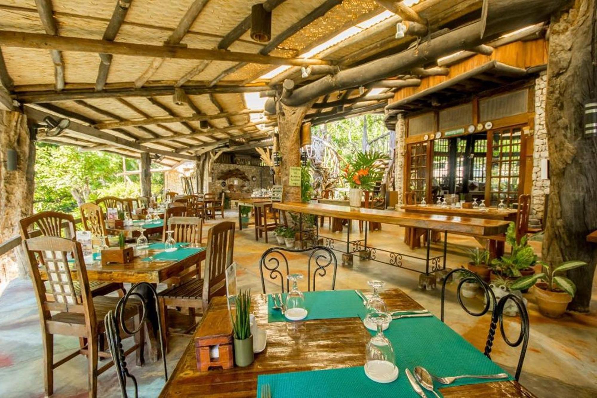 Oldwoods By The Sea Nature Resort Bani Pangasinan מראה חיצוני תמונה